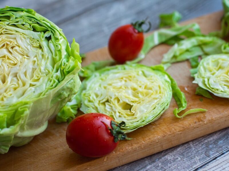Iceberg Lettuce Nutrition, Benefits, Side effects & Preparation